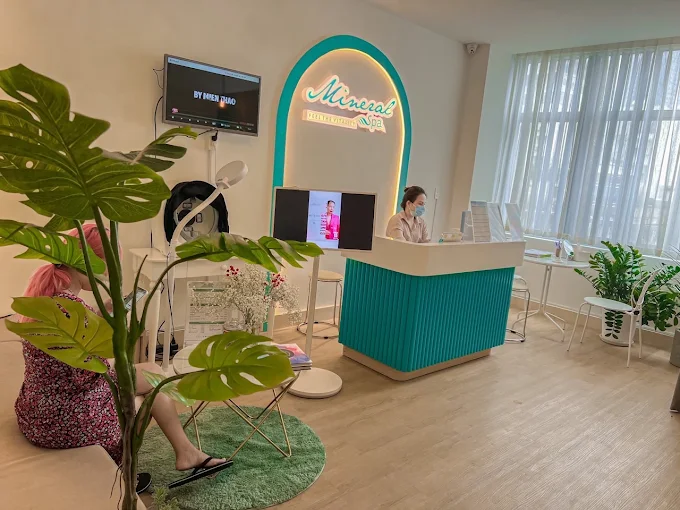 Mineral Spa chuyên sâu dịch vụ massage đá nóng